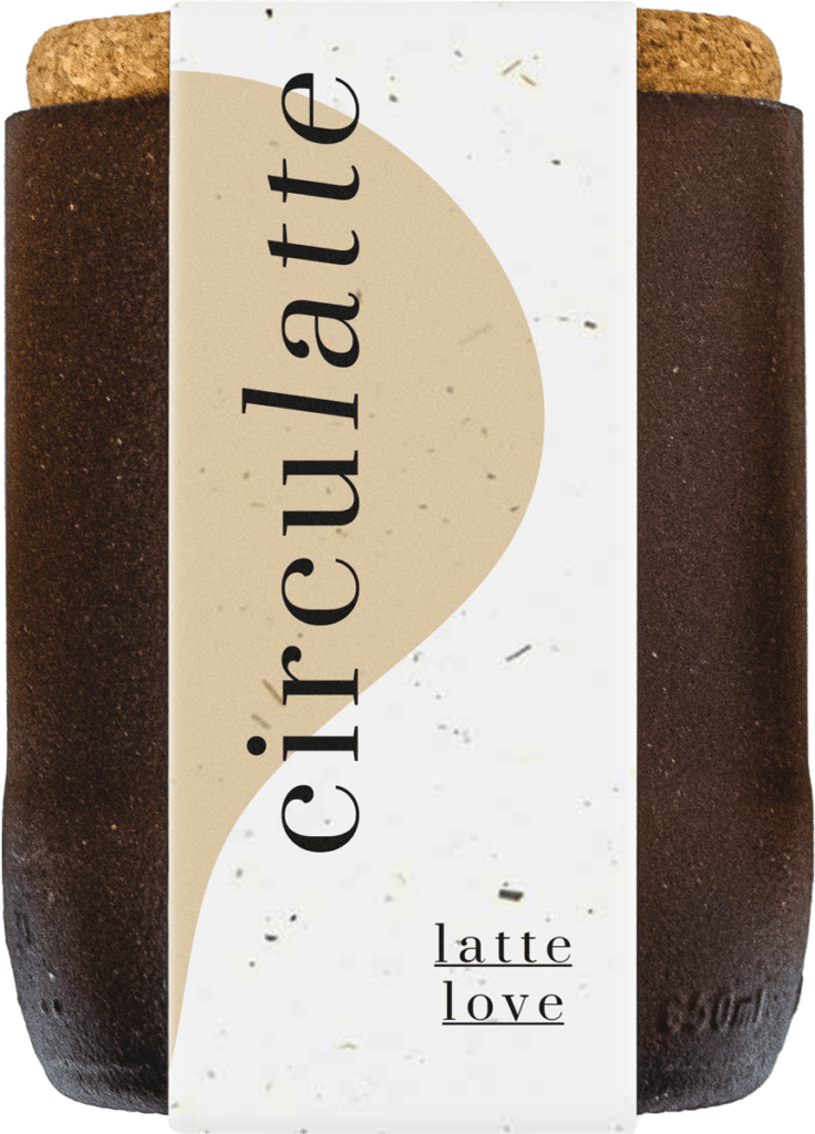 circulatte candle - latte love - reused coffee grounds - reuse - recycle - sustainable - circular economy - circulatte - coffinery - zero waste - coffee based biorefinery - coffee waste streams - coffee oil - groundbreaking applications